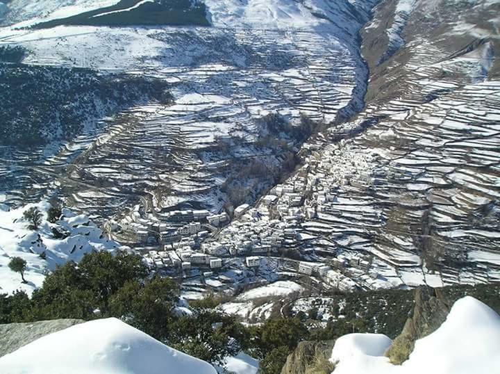 Hostal Casa Fermina- A 2 Horas De Las Pistas De Esqui Trevélez المظهر الخارجي الصورة